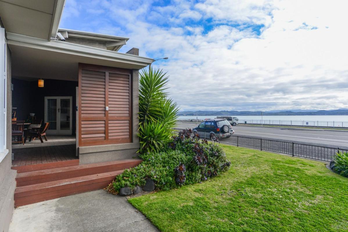 Breakwater Cottage - Napier Holiday Home Екстериор снимка